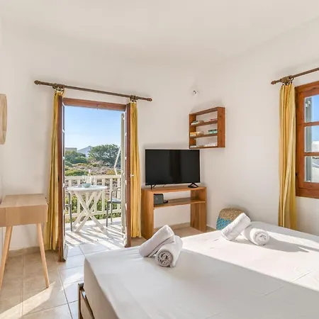 Two Bedroom In Appartamento Naoussa